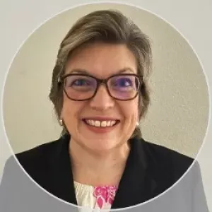DAPHNE CHAKURIAN