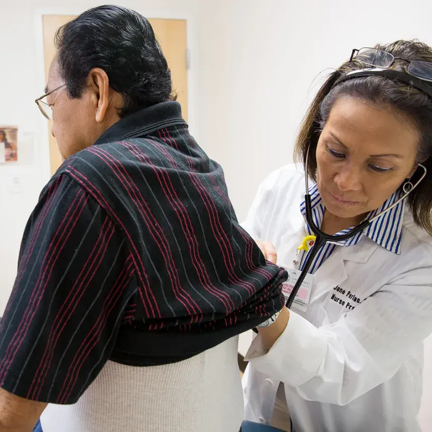 SF Peninsula student at a clinic